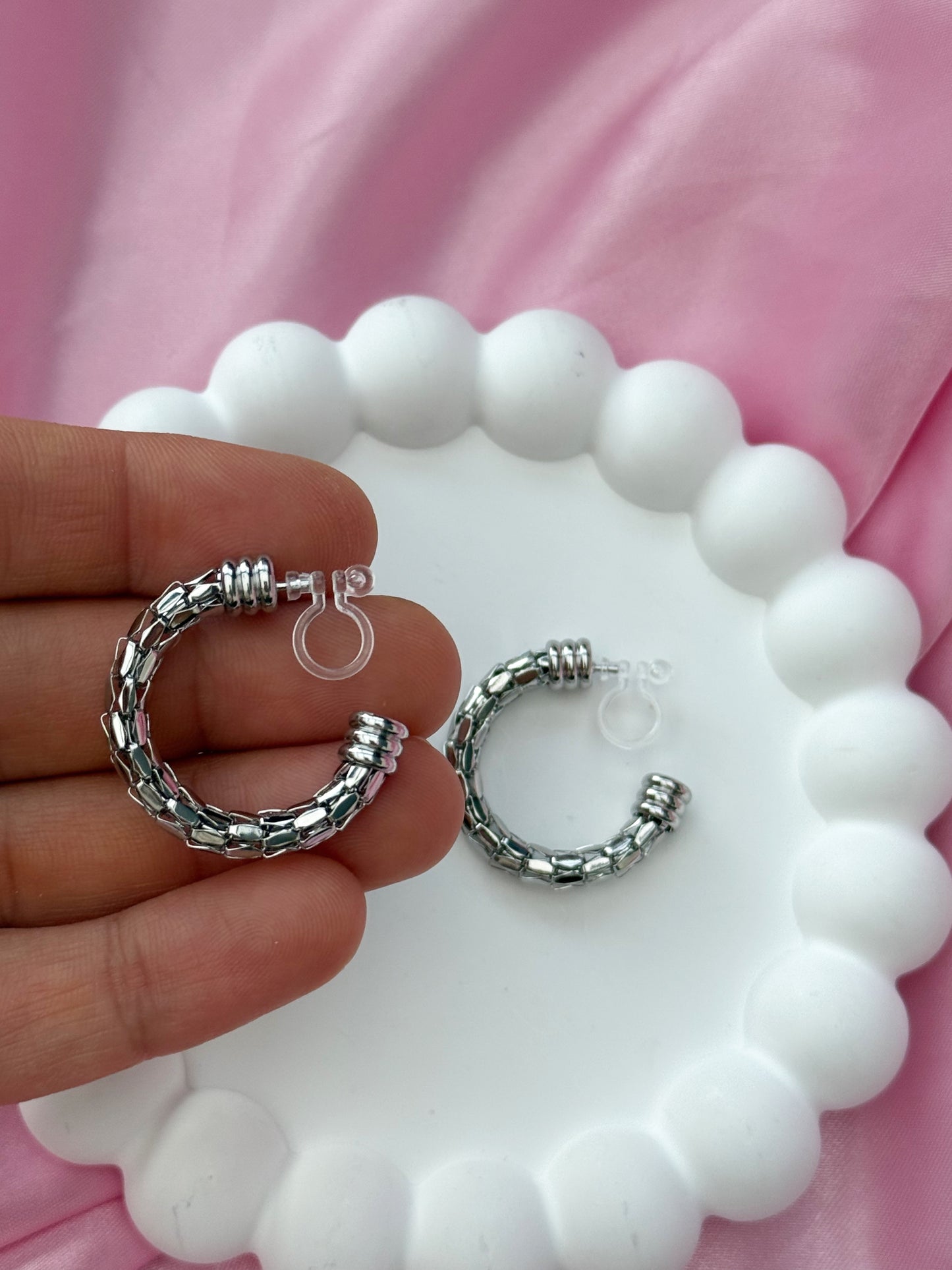 Clip on Earrings - Hint of Glamour - Silver