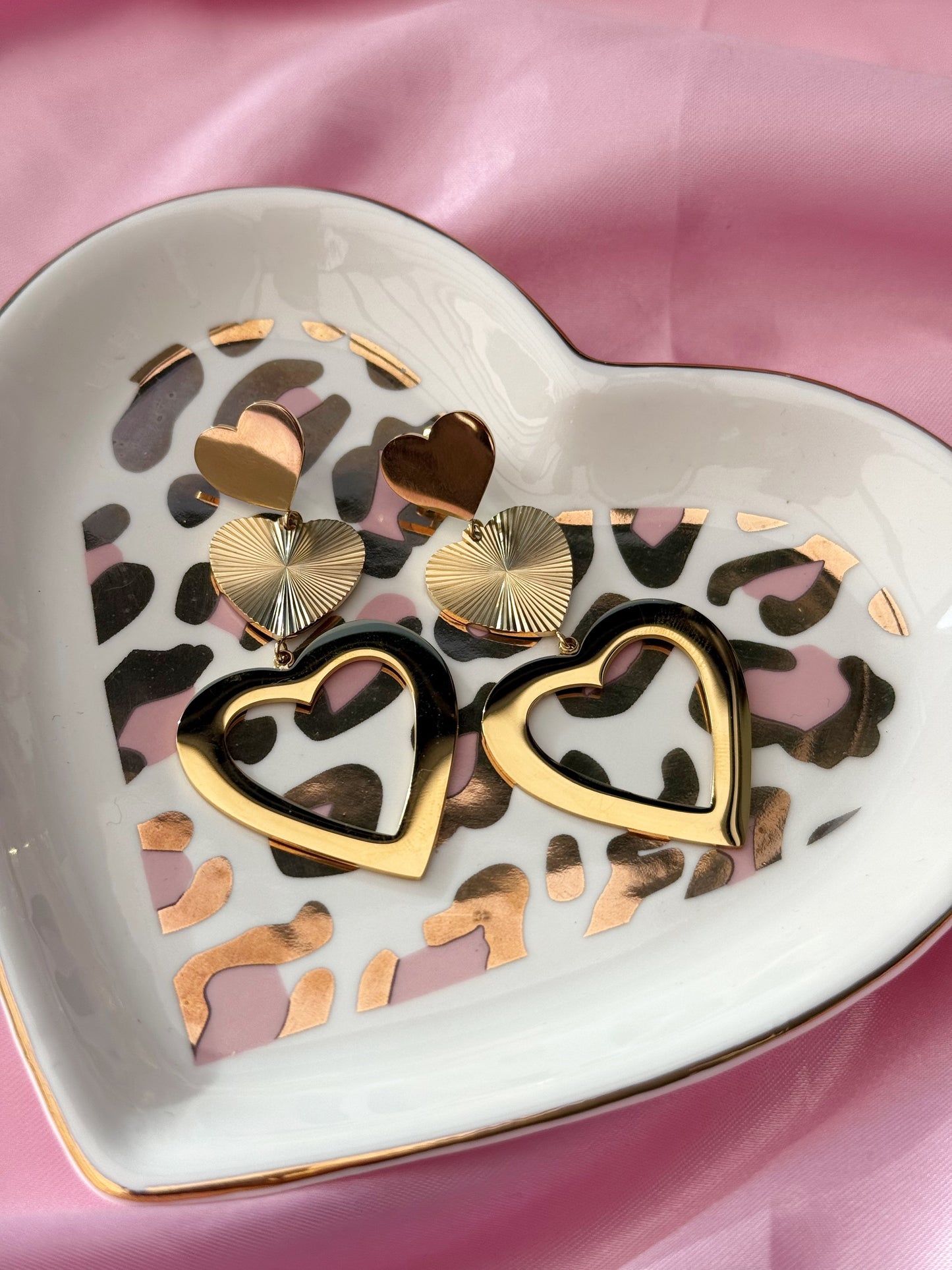 Earrings - Falling Love - Gold