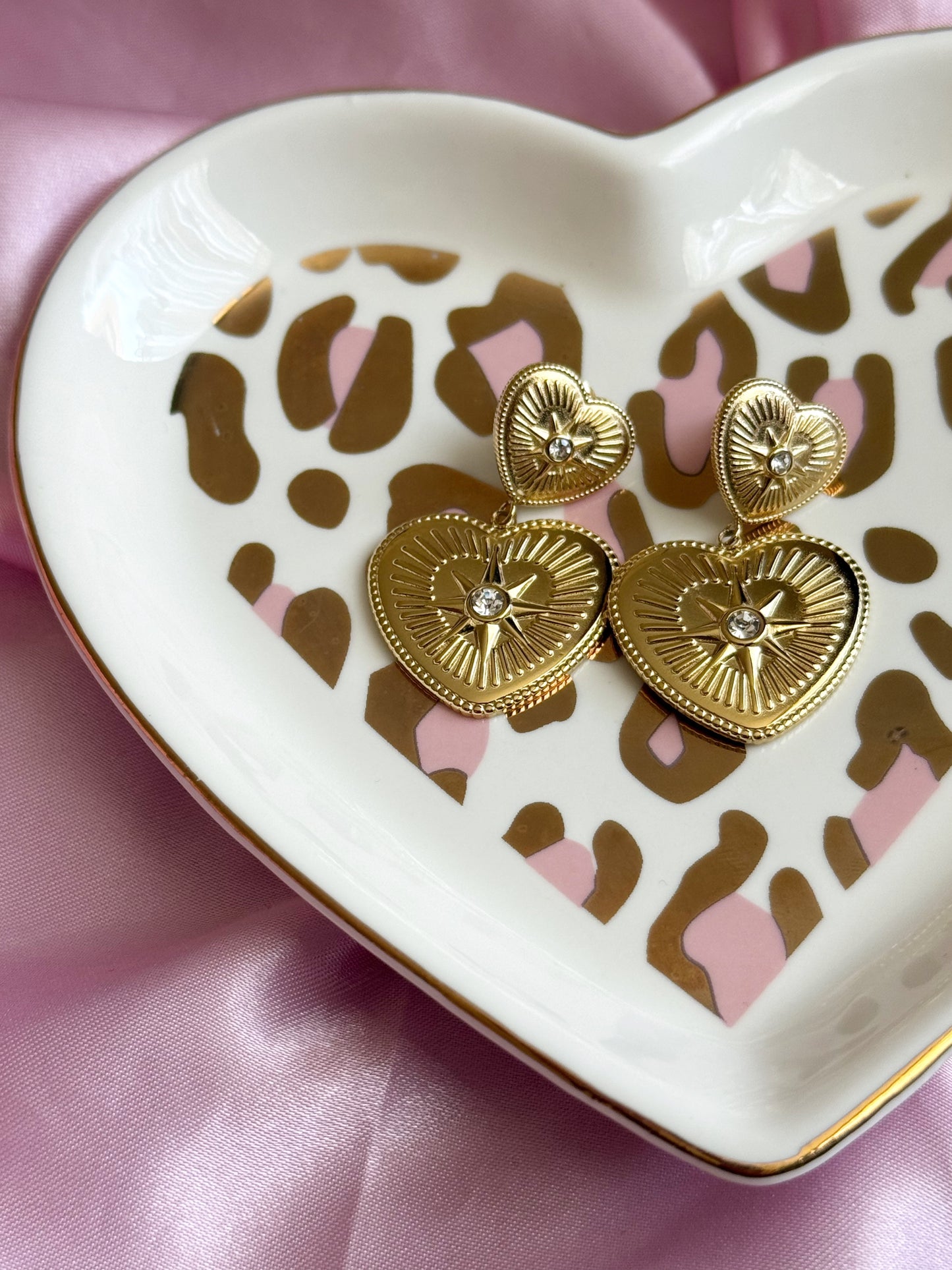 Statement Love