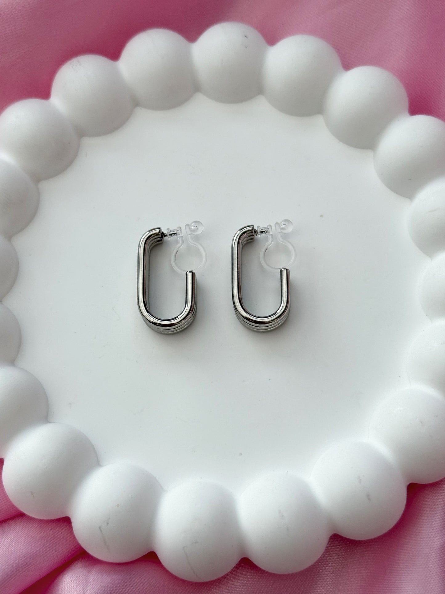 Clip on Earrings - Adorn your ears with beauty - Silver