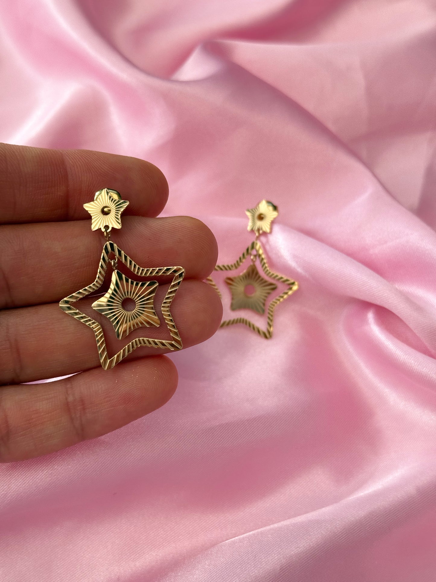 Triple Star - Goud