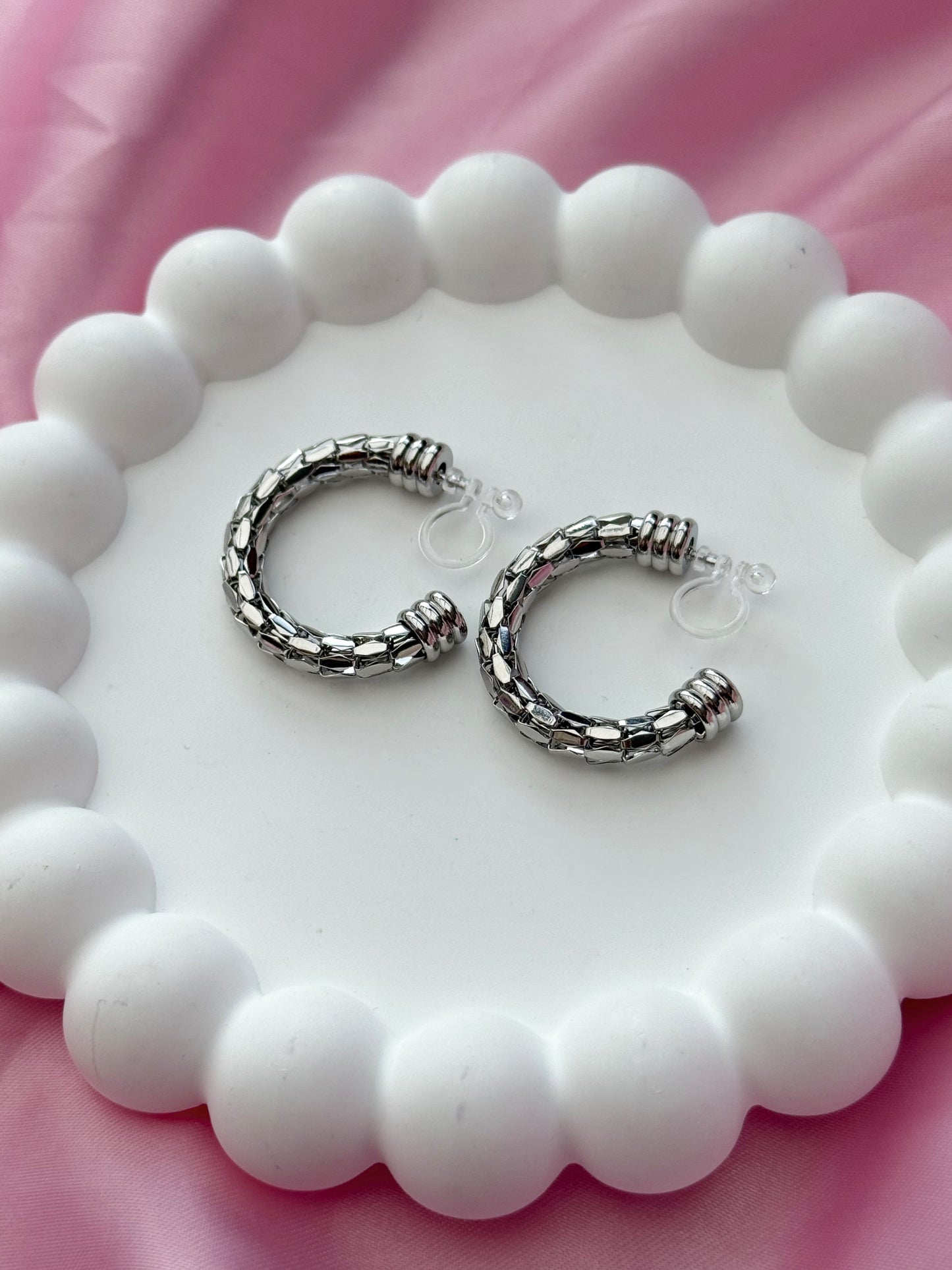 Clip on Earrings - Hint of Glamour - Silver
