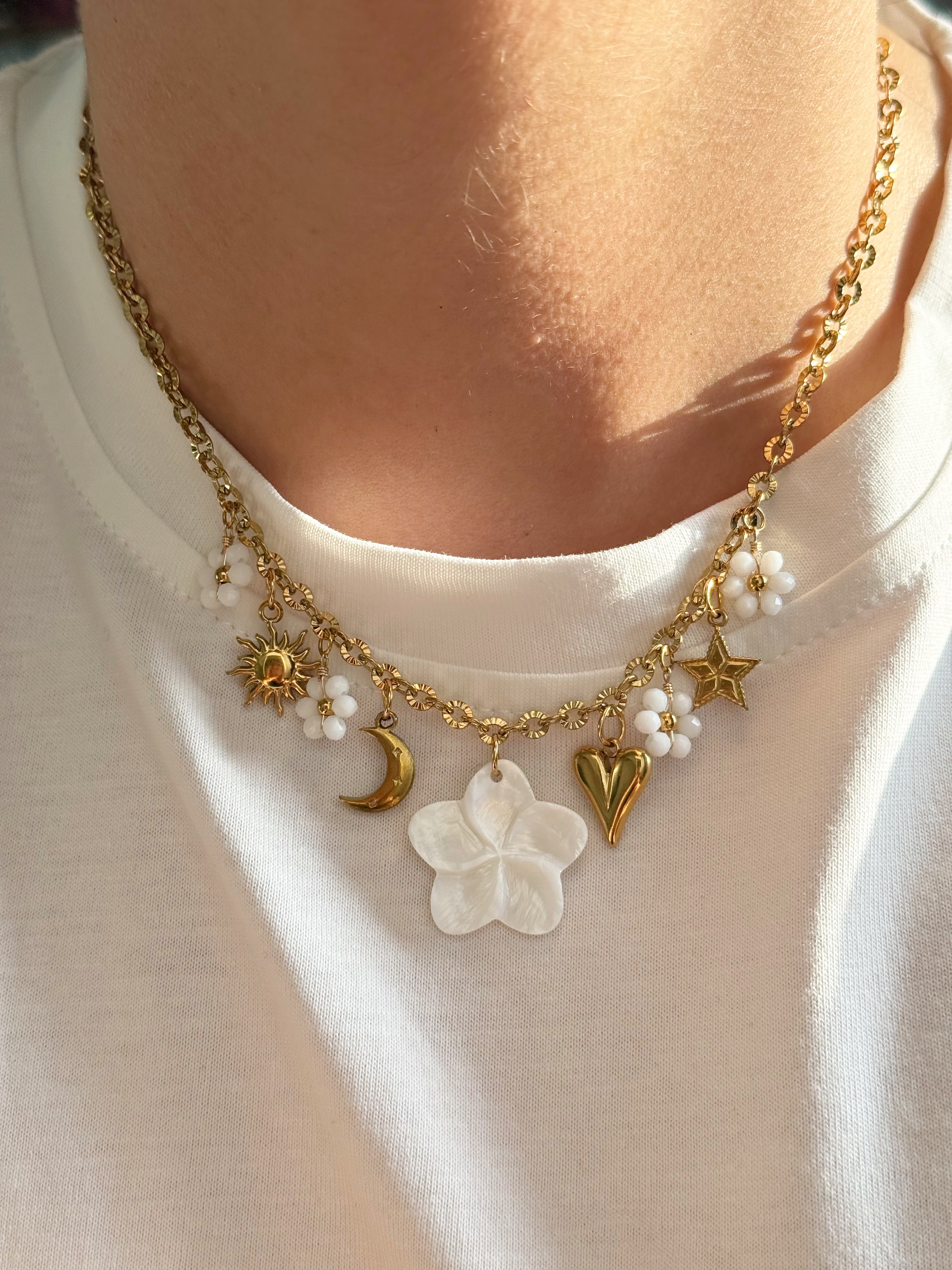 Charm Necklace - Flower love