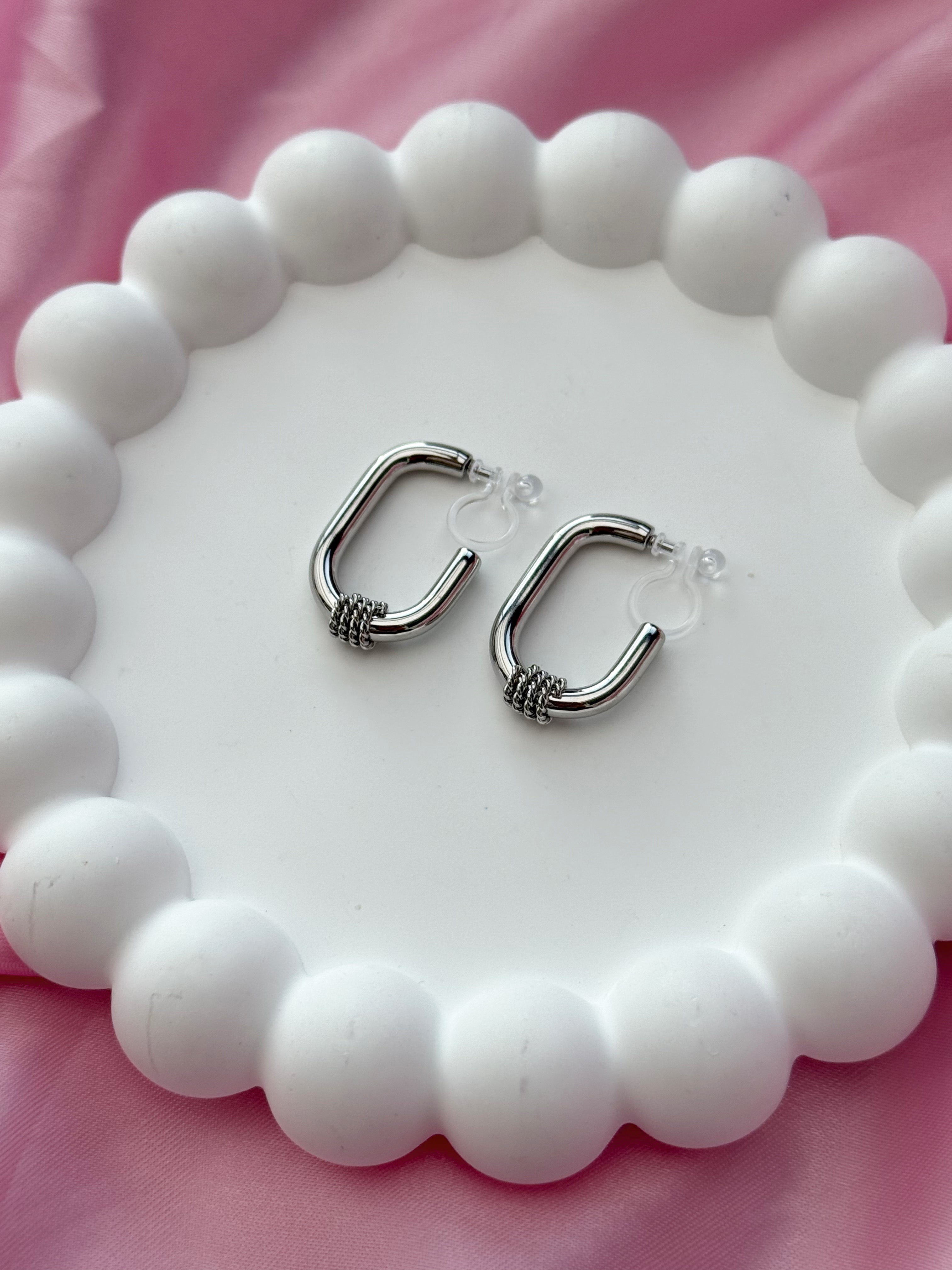 Clip on Earrings - Elegance in Every Detail - Silver