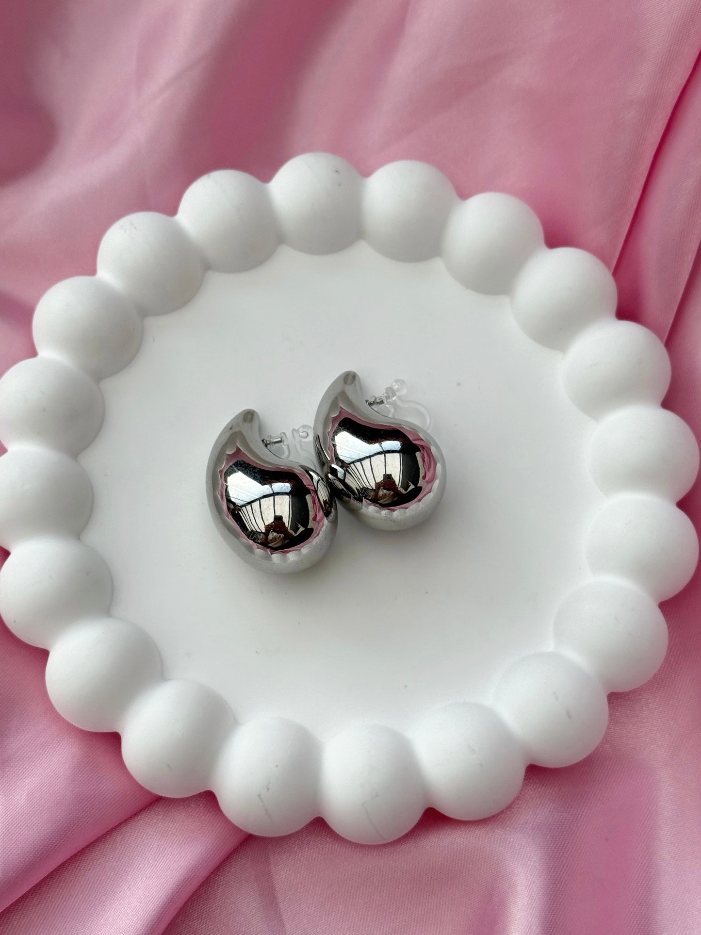 Clip on Earrings - Teardrop - Silver
