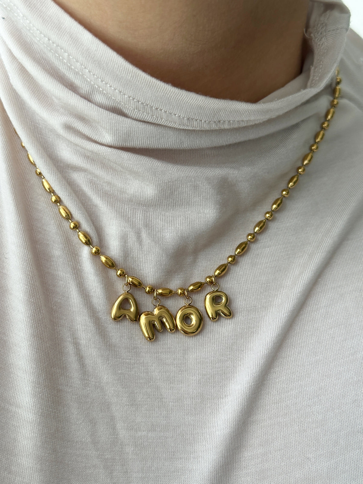 Amor Necklace