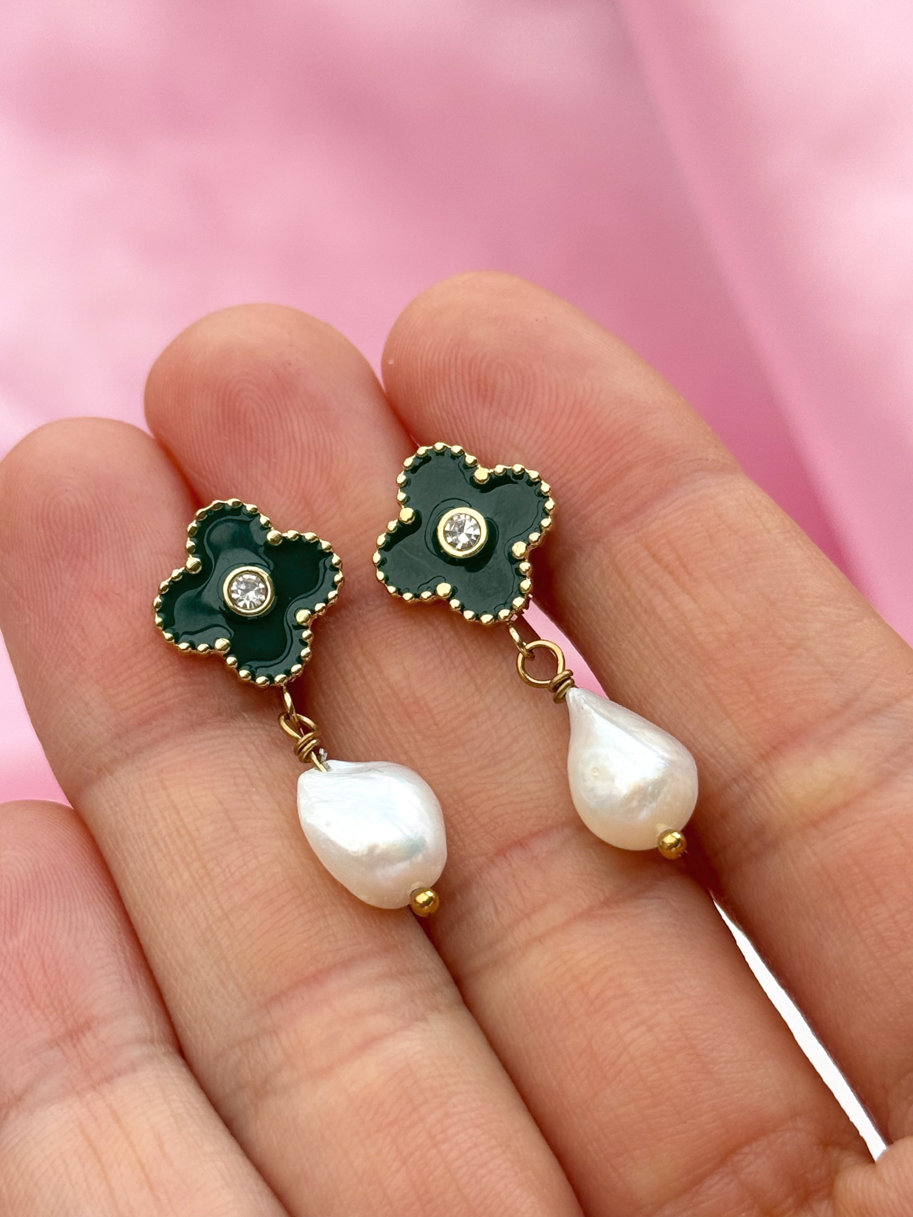 Earrings - Flower Pearl