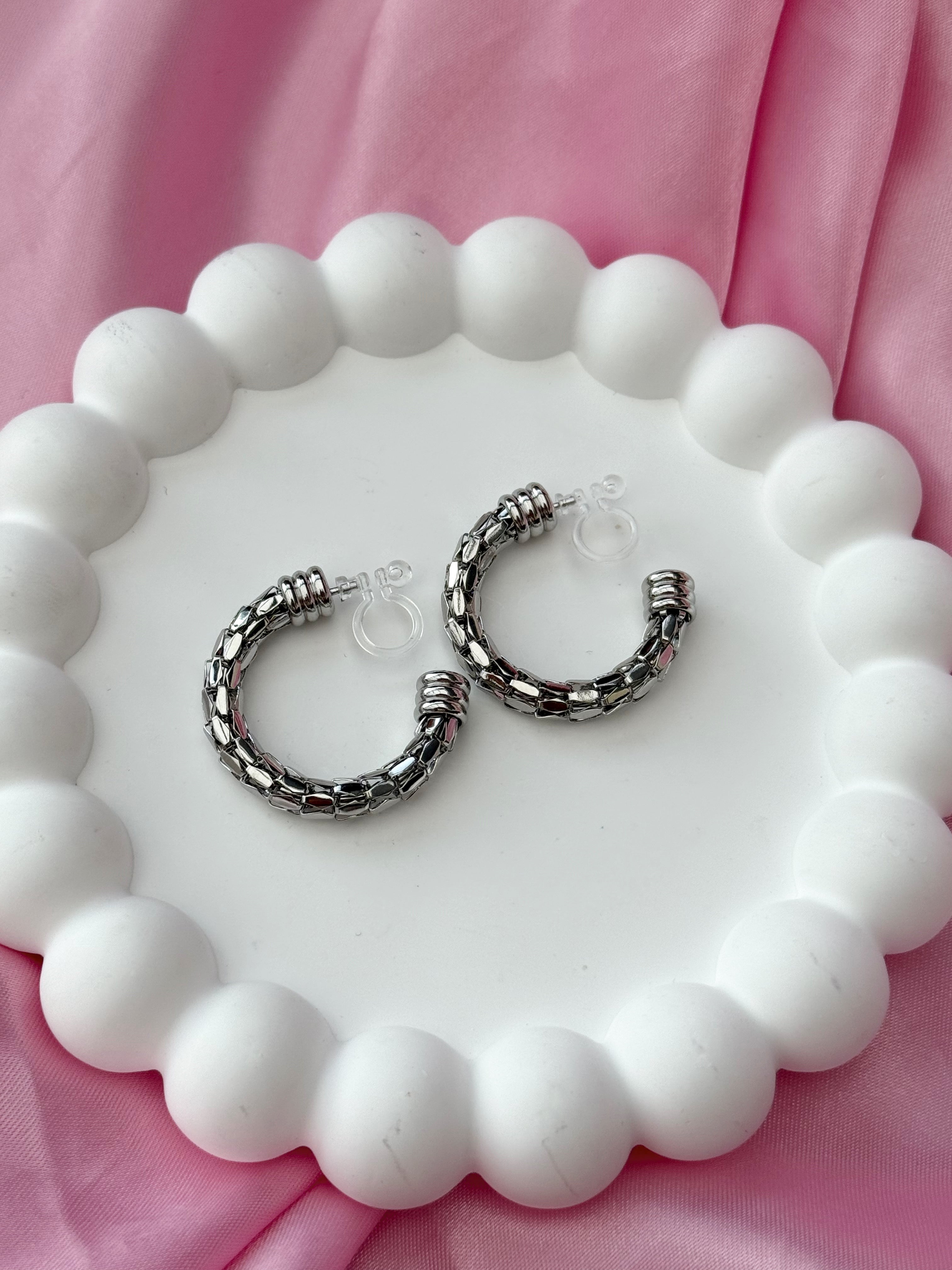 Clip on Earrings - Hint of Glamour - Silver