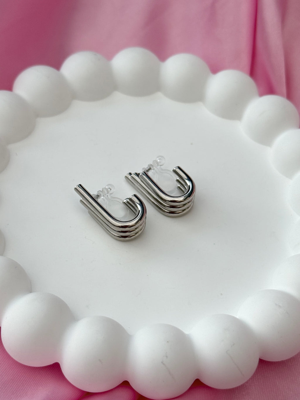 Clip on Earrings - Clip, snap and Slay! - Silver