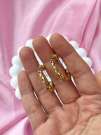 Clip on Earrings - Hint of glamour
