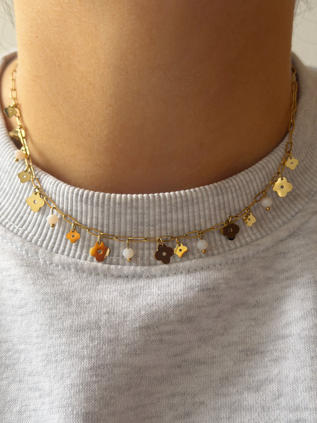 Necklace - Clover Beige