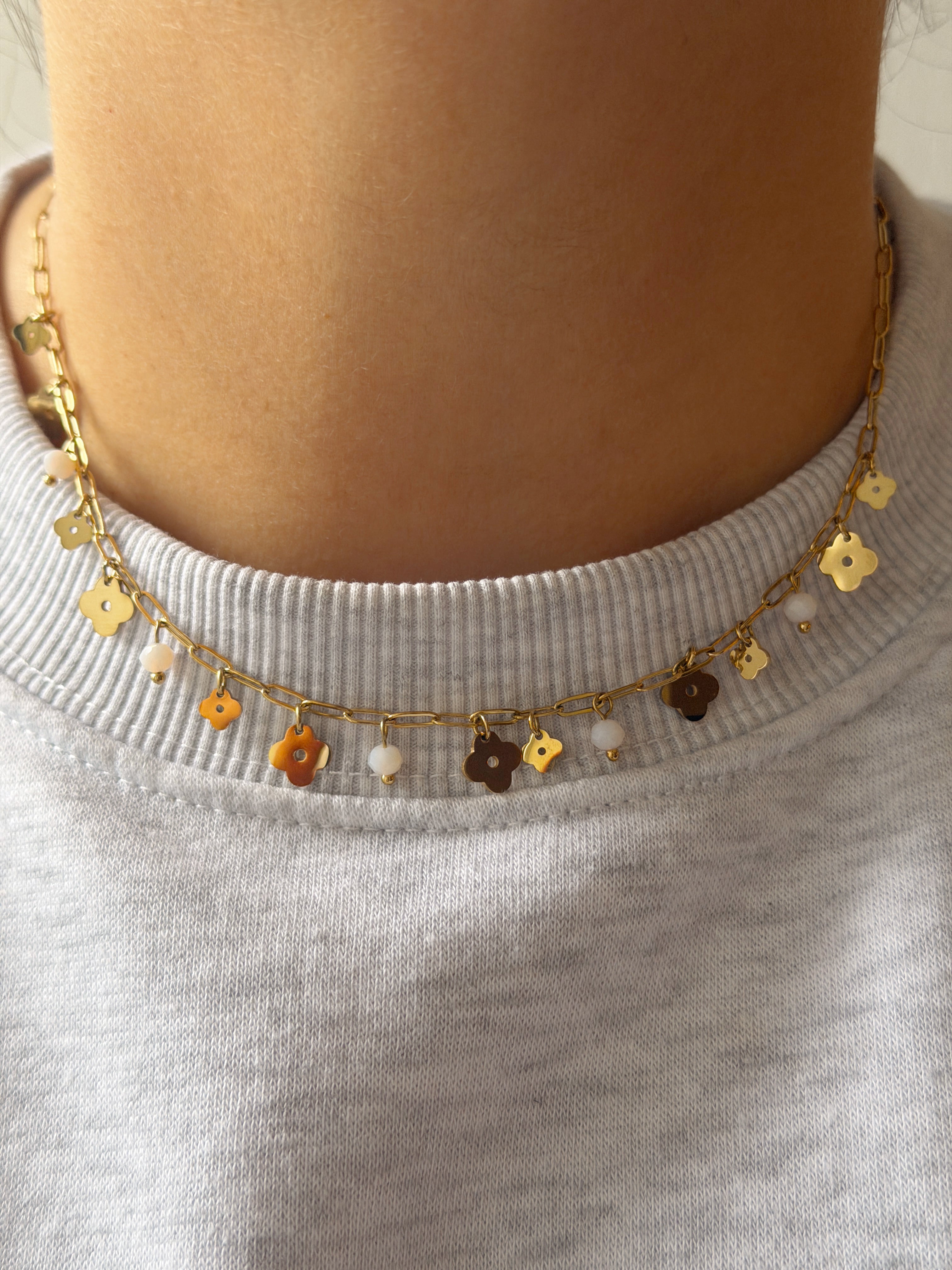Necklace - Clover Beige