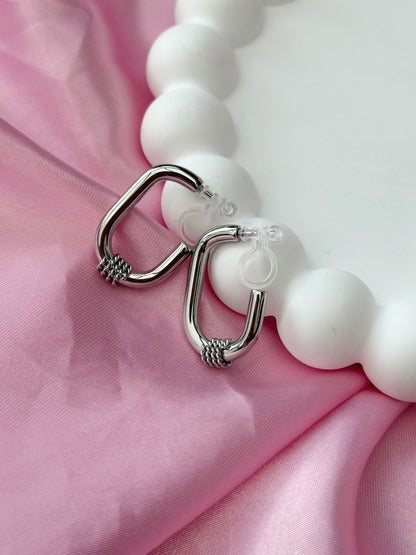 Clip on Earrings - Elegance - Silver