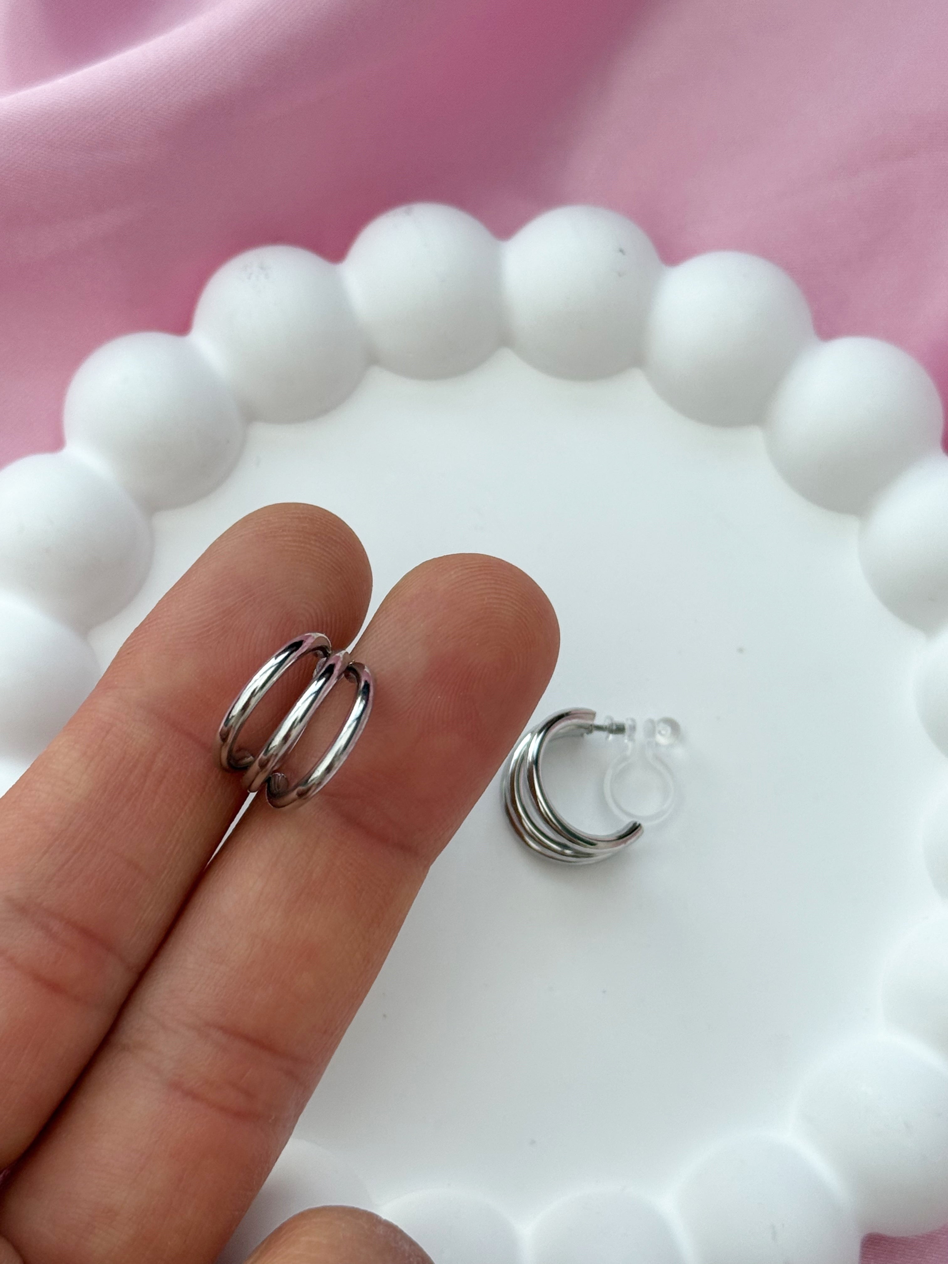Clip on Earrings - Ready for my close up - Silver