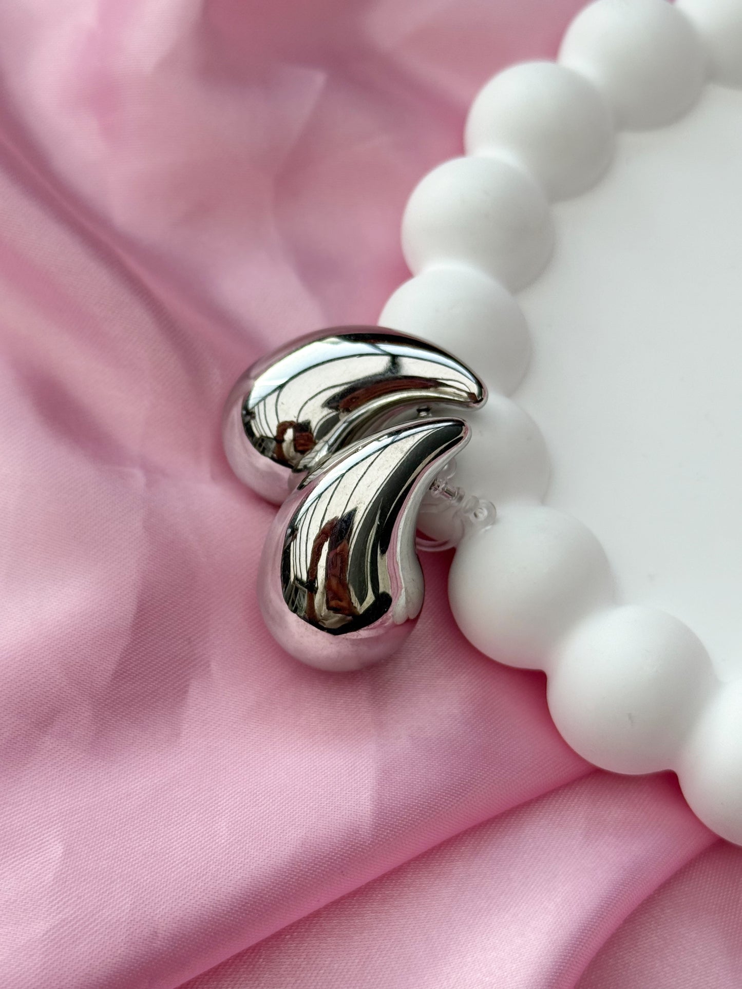 Clip on Earrings - Teardrop - Silver