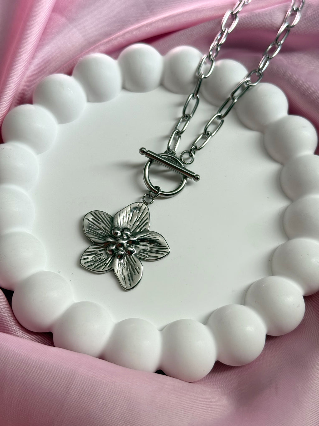 Necklace - Flower - Silver