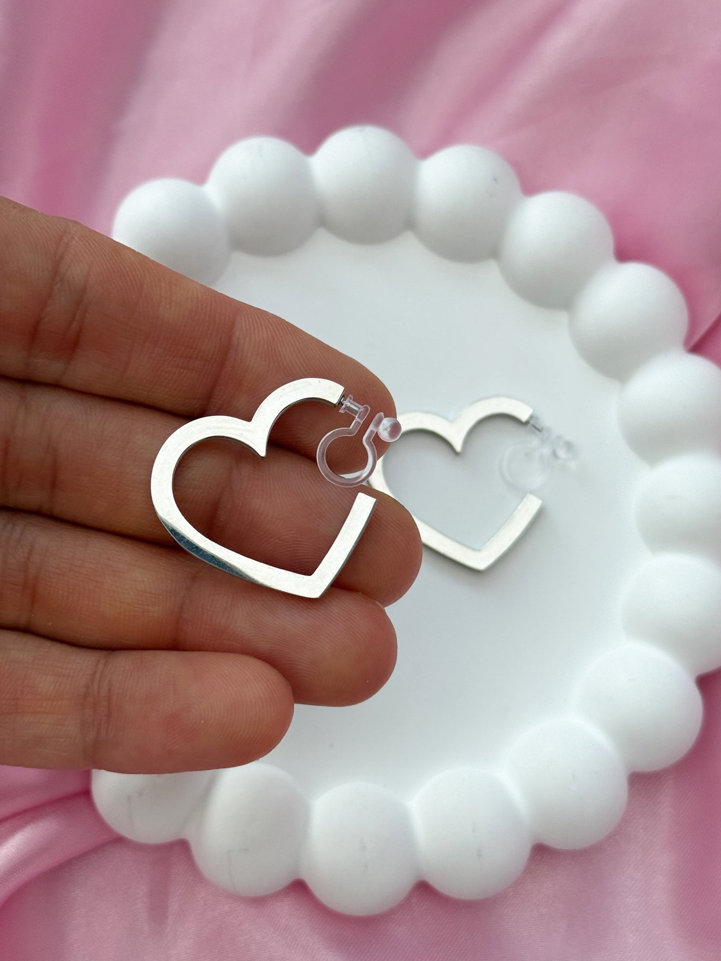 Clip on Earrings - Love Addicted