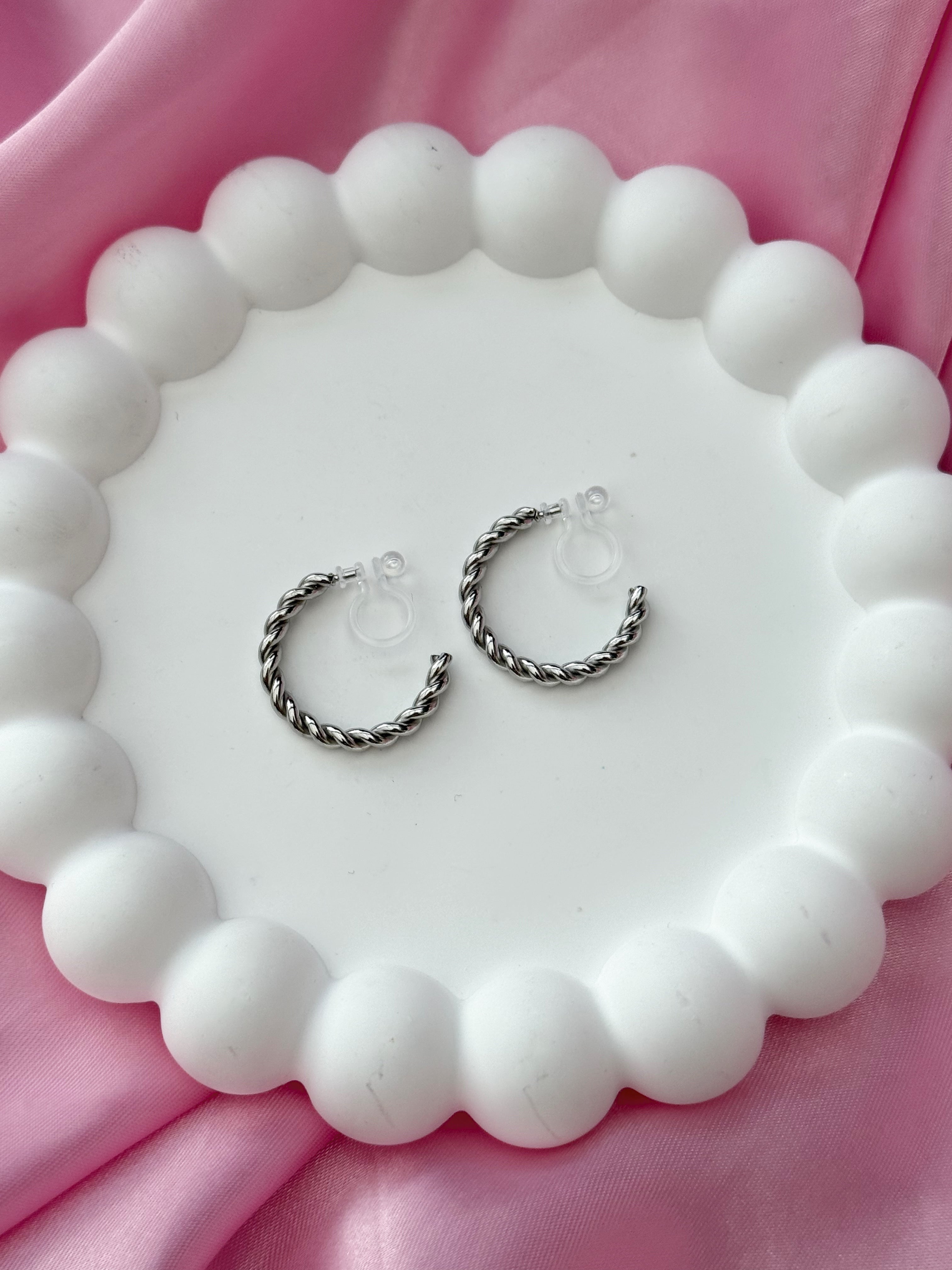 Clip on Earrings - Sunshine state of Mind - Silver