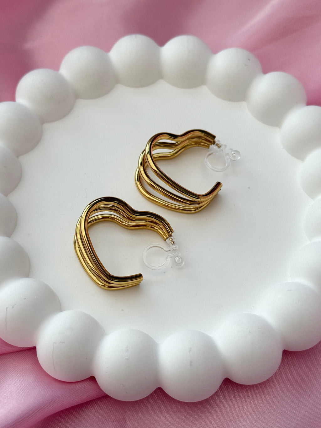 Clip on Earrings - Heart Shape - Gold