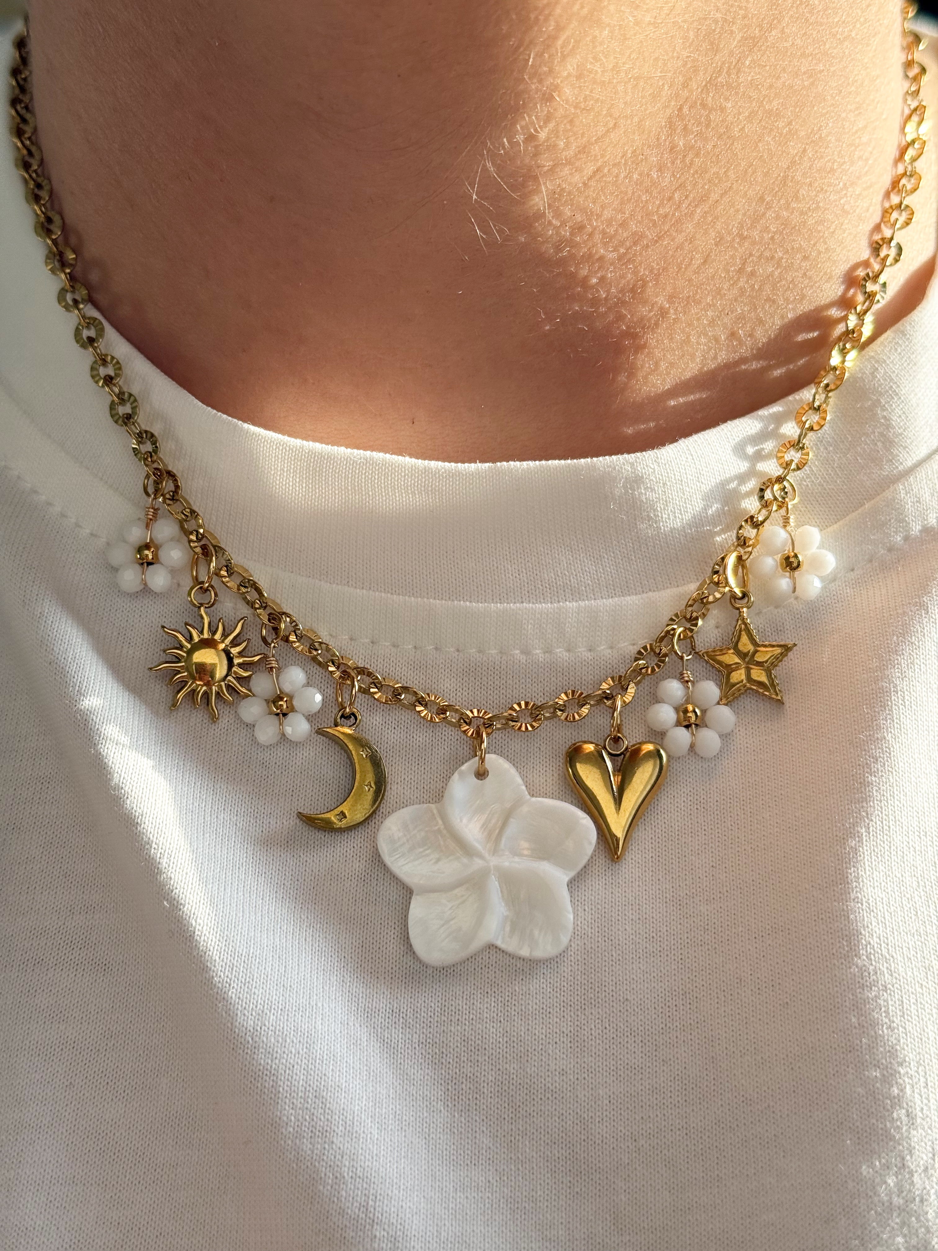 Charm Necklace - Flower love