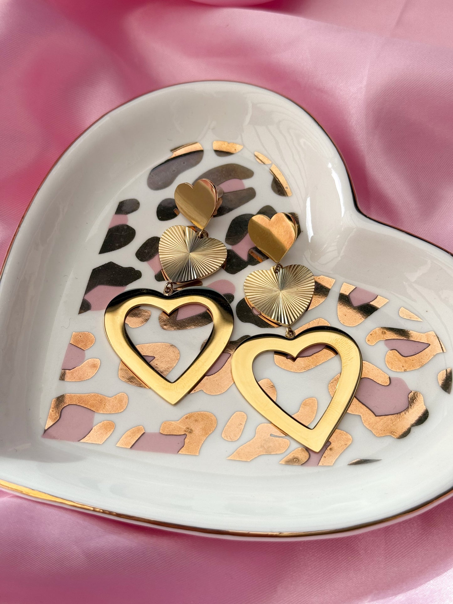 Earrings - Falling Love - Gold