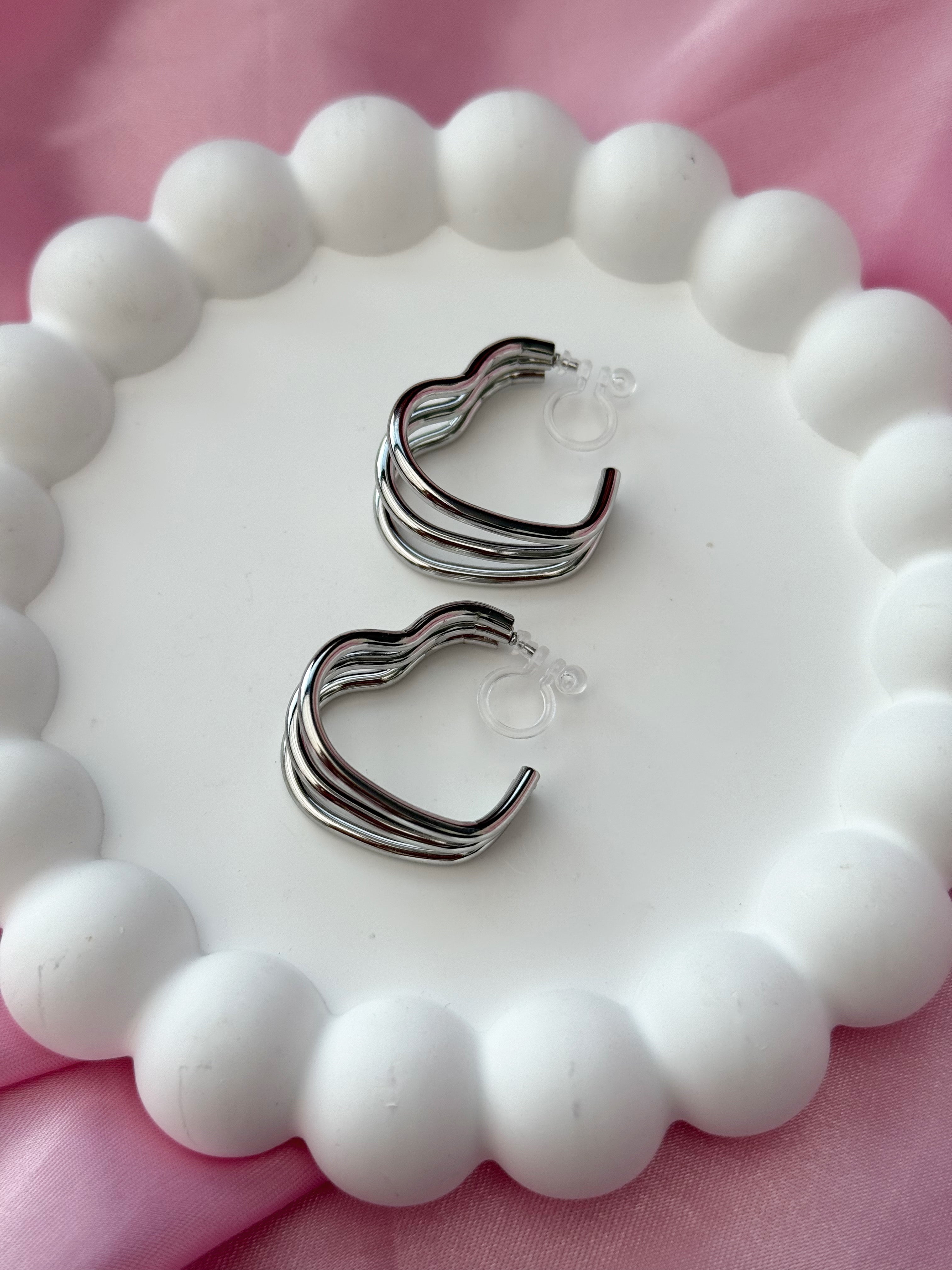 Clip on Earrings - Heart Shape - Silver