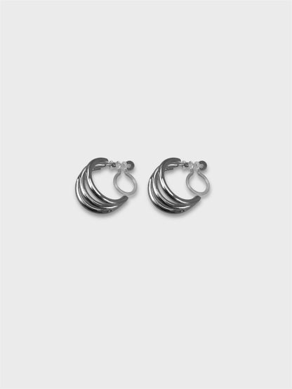 Clip on Earrings - Ready for my closeup - Gold