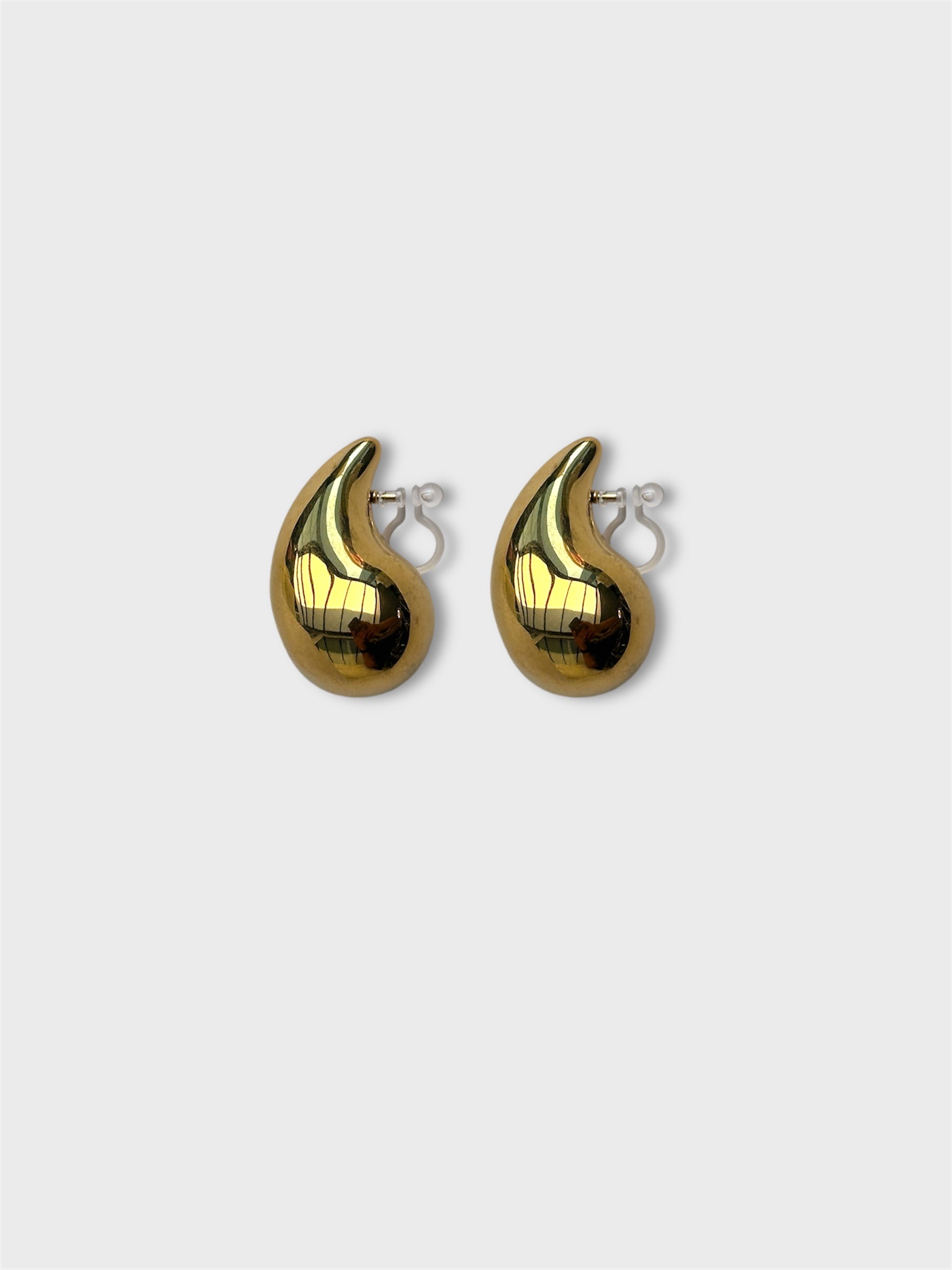 Clip on Earrings Teardrop