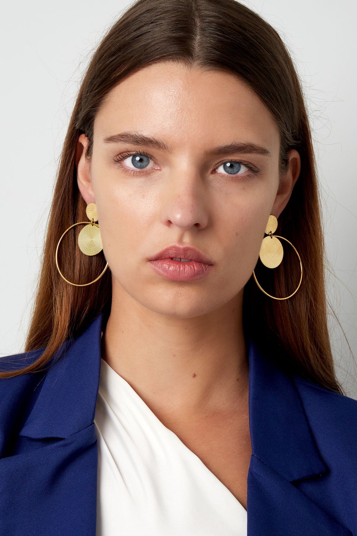 Ananda Hoops